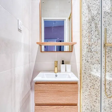 Apartment Place Du Marechal Juin - Ii *