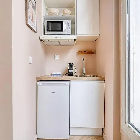 Apartment Place Du Marechal Juin - Ii Paris