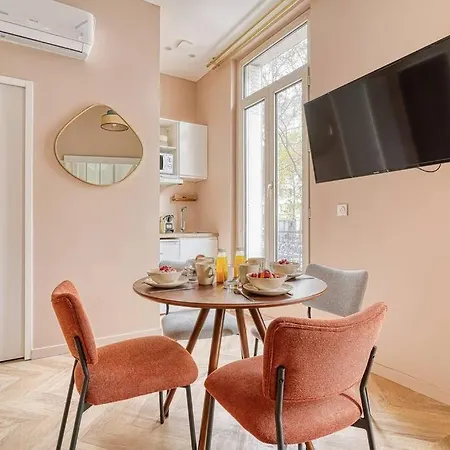 Apartment Place Du Marechal Juin - Ii